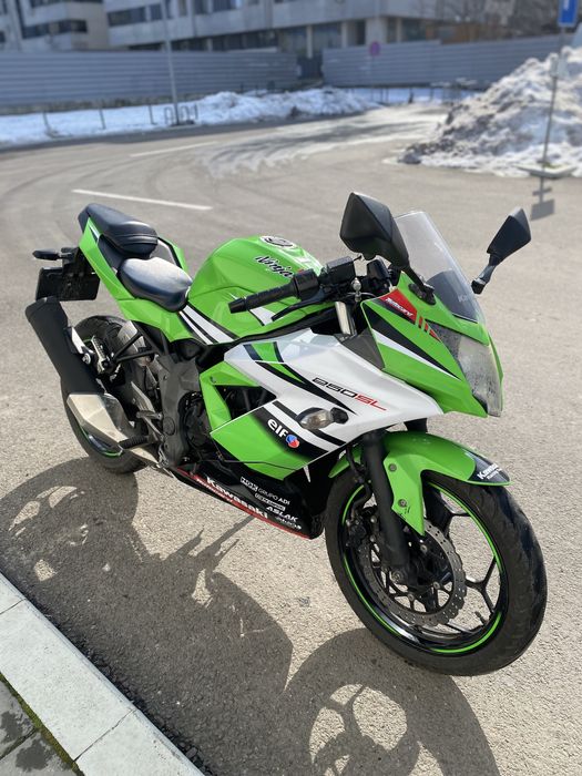 Kawasaki Ninja 250 SL, 2016