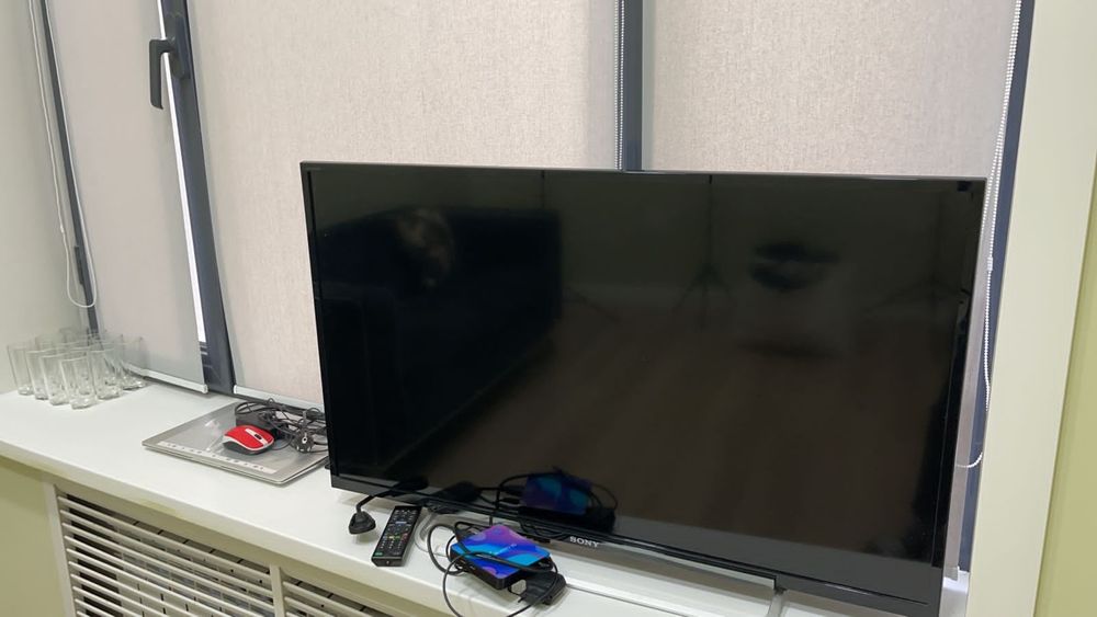 Продам  телевизор SONY