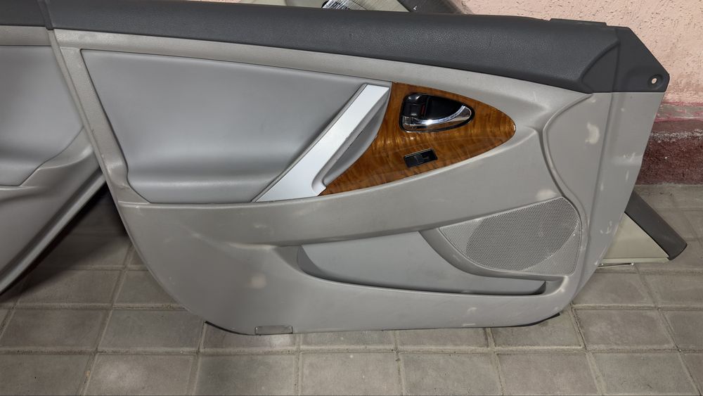 кожанные общивки от камри 40-45