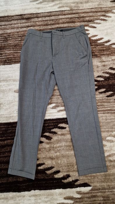 Pantaloni clockhouse 42 baieti barbati