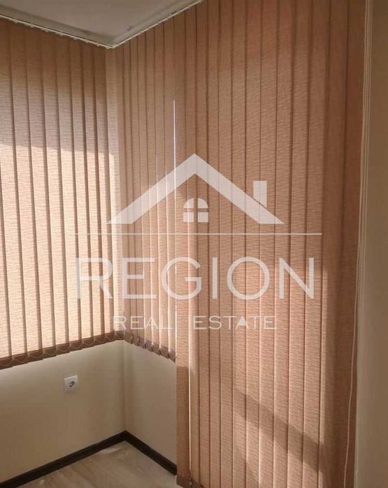 Дава се под наем Тристаен апартамент в Варна, Бриз - 80 кв.м за 612 € - Снимка #2