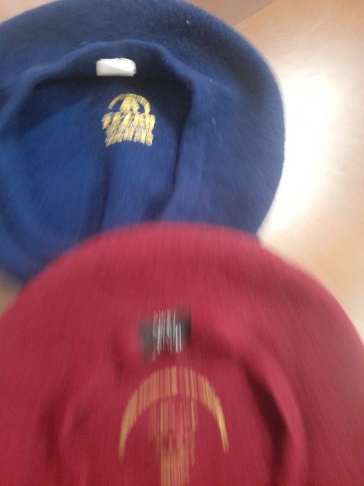 Новый шерстяной берет есть еще 2 б/у