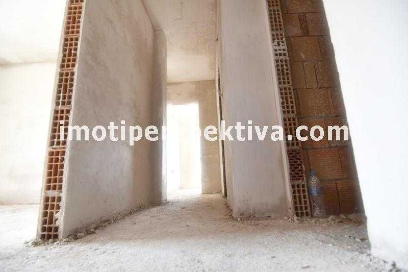 Продава се Двустаен апартамент в Пловдив, Христо Смирненски - 82 кв.м за 1035 €/кв.м - Снимка #6