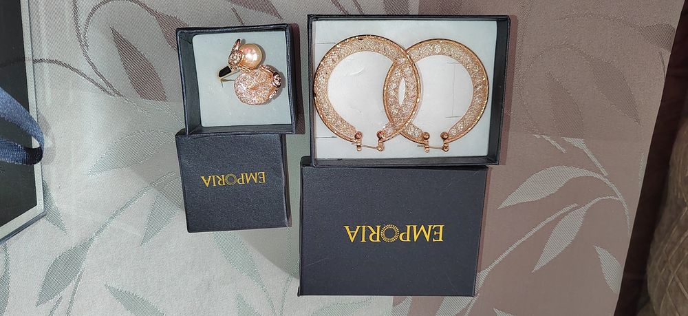 Дамски бижута/аксесоари