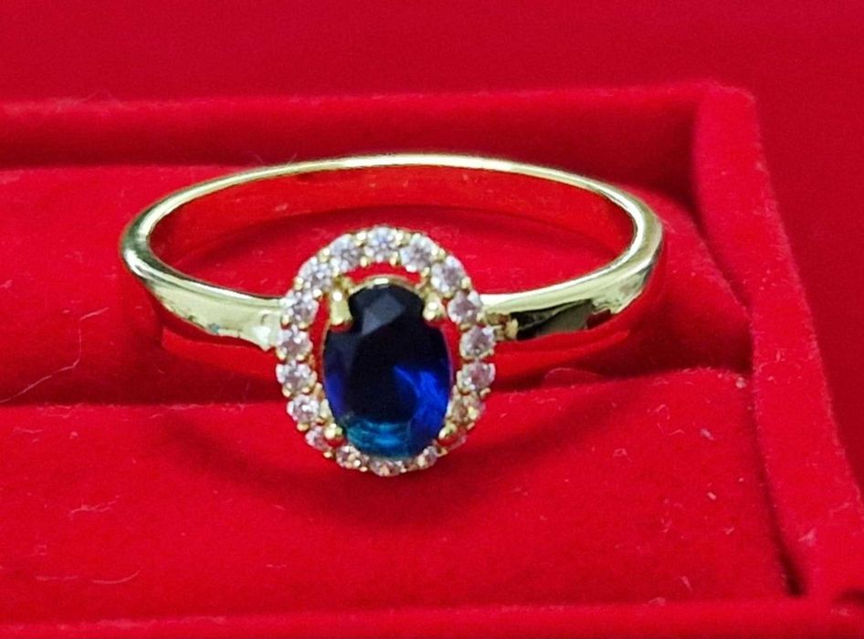 GR36,inel placat aur 18k,nou/marcat,zirconii safir/albe, model anturaj