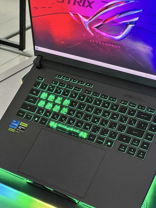 Премиальный игровой ноутбук ASUS ROG Strix