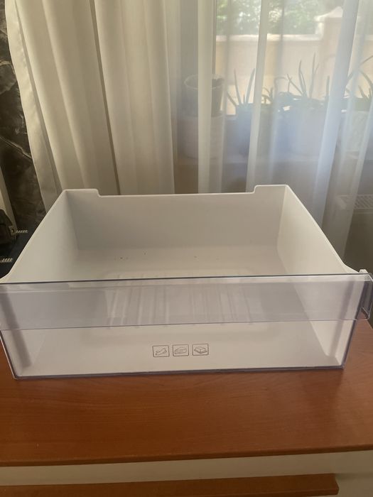 Sertare , rafturi combina frigorifica beko piese de scimb