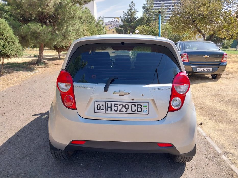 Spark sotiladi srochna 6000$