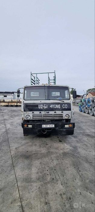 Грузовой тягач KAMAZ 5410