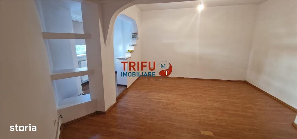 Apartament 2 camere etaj 1 de vanzare zona Cetate — fotografia 3