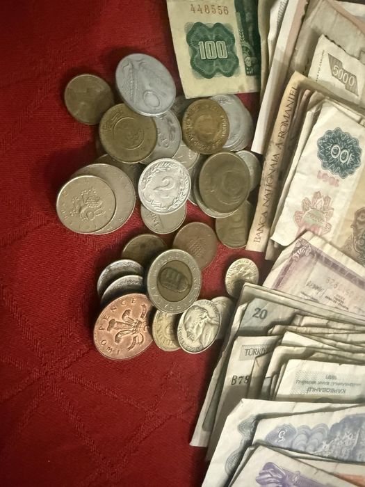 Стари чужди банкноти+монети