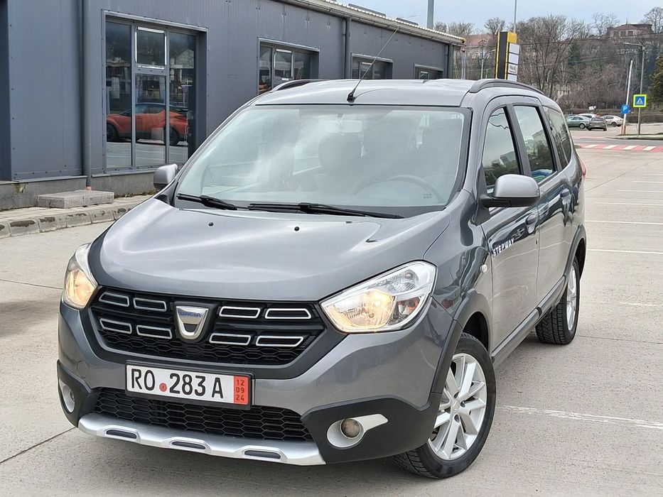 Dacia Lodgy Dacia Lodgy Stepway anul 2019 motor 1.6 benzina +GPL omologat din fabr