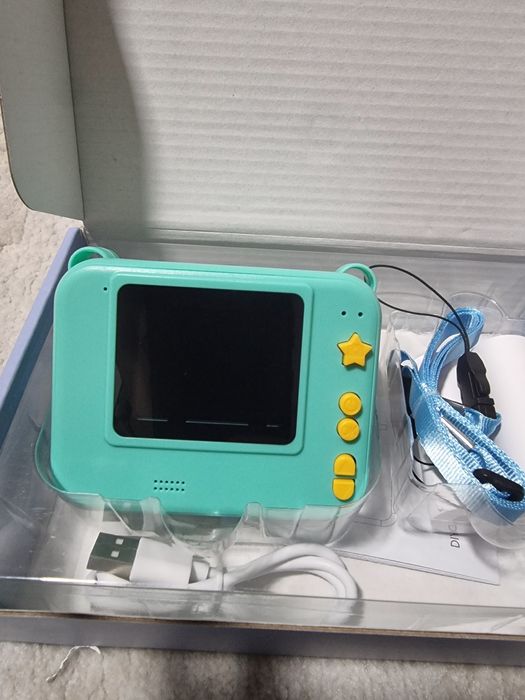 Aparat foto instant pentri copii