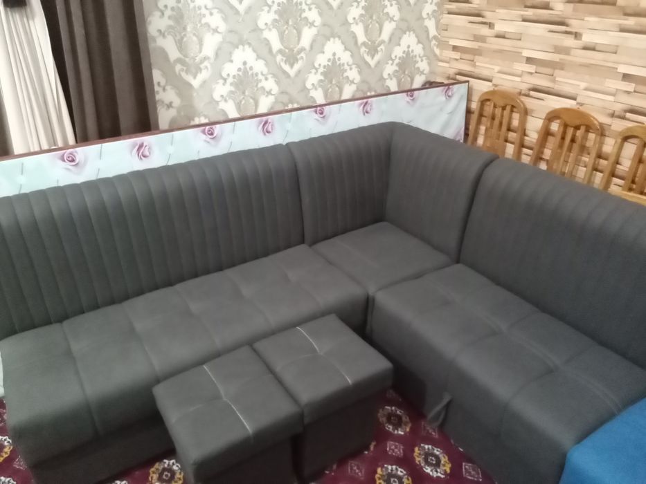 Кухни уголоклар сотилади