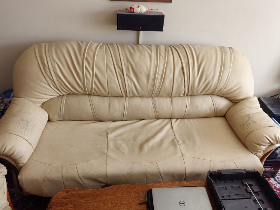 Сет от Диван и 2бр Фотьойли