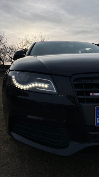 -Vând AUDI A4 B8-