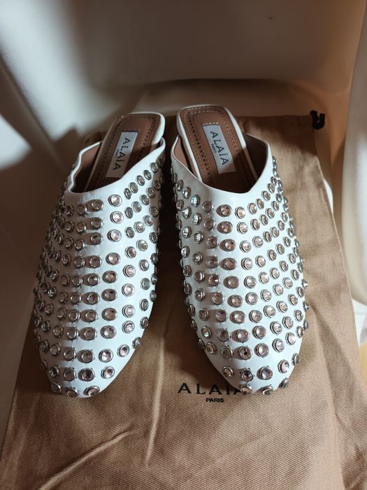 Alaïa чехли ест.кожа