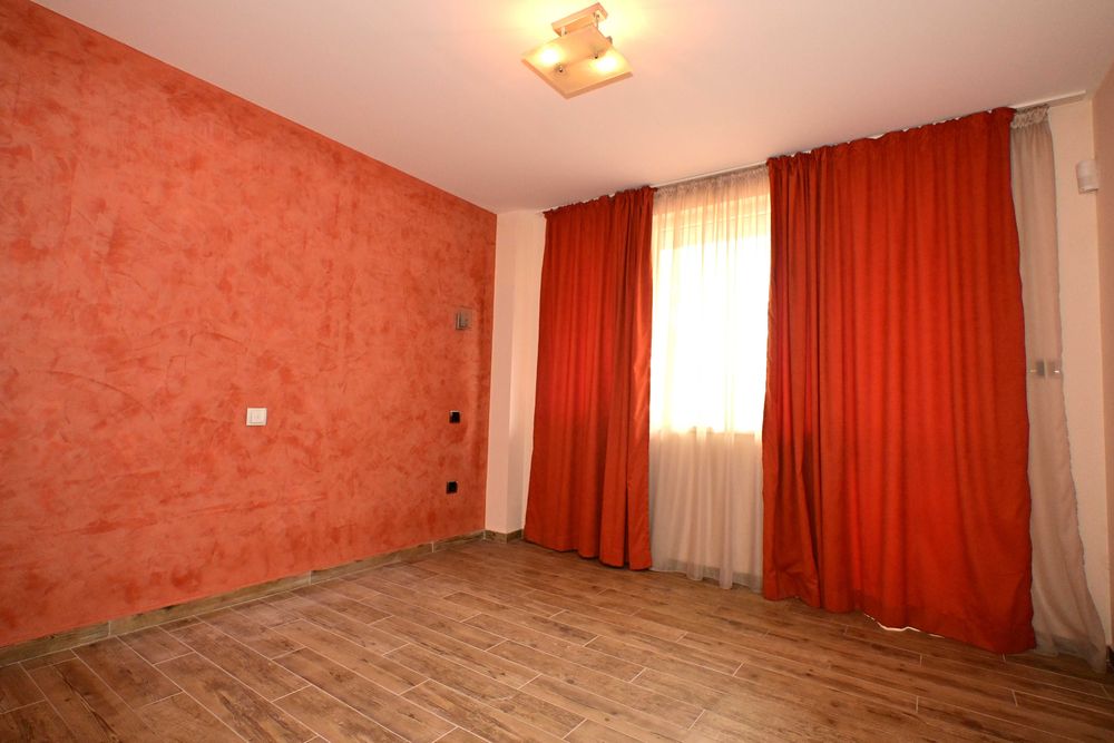 Къща в гр. Перник, кв. Драгановец