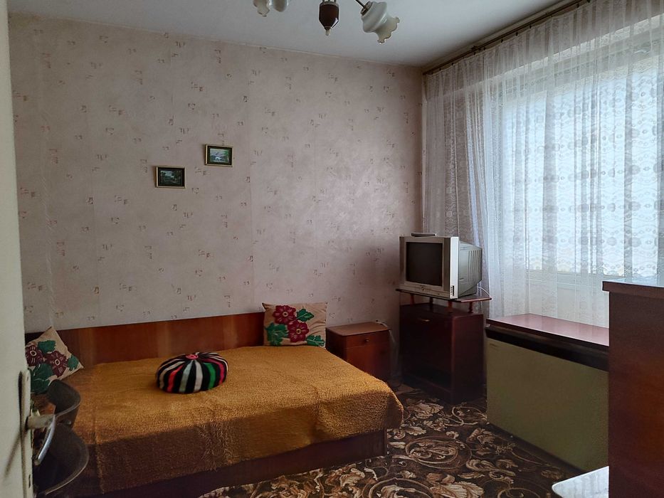 Продава се Двустаен апартамент в Добрич, Христо Ботев - 68 кв.м за 563 €/кв.м - Снимка #2