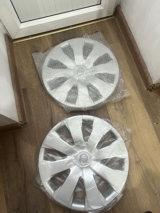 Колпачок на тойота короллу 16 размер