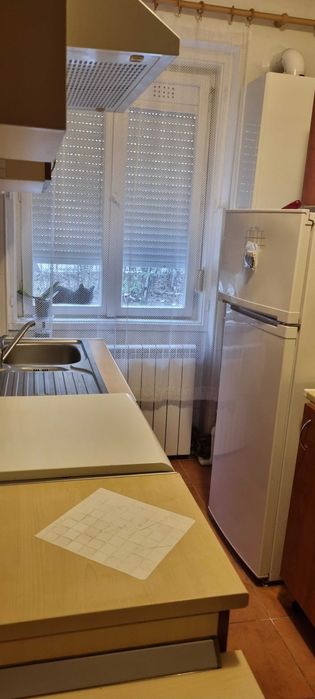 Inchiriez  apartament 2 camere