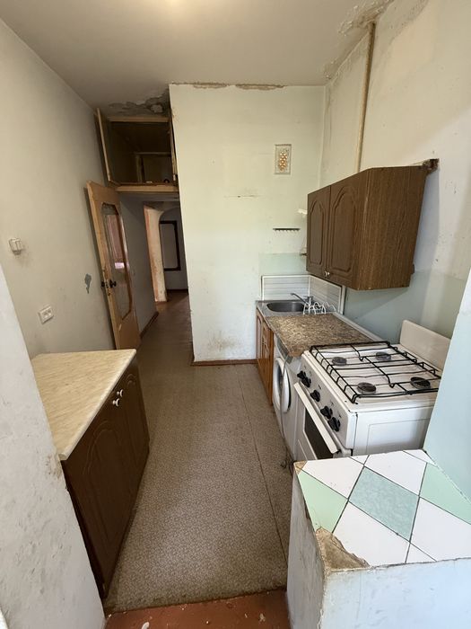 Своя! Юнусабад-14, Самара ресторан «53-дом», 2/3/5, 60м2, без ремонта