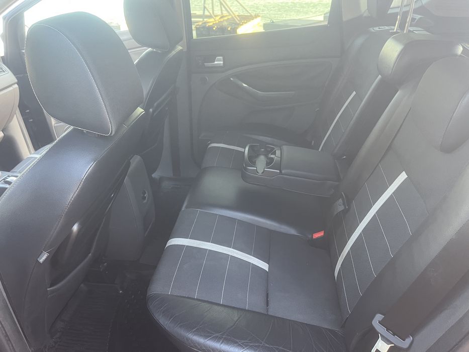 FORD Kuga 2010 — imagine 3