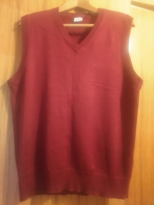 Продаются взрослые безрукавки