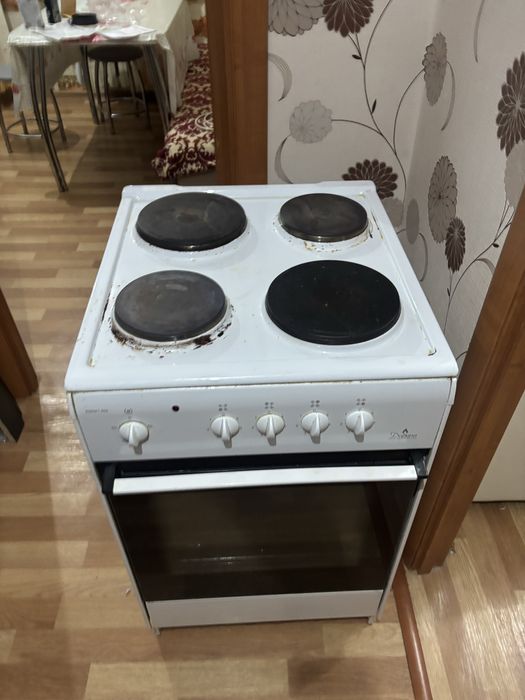 Кухоонная электро плита