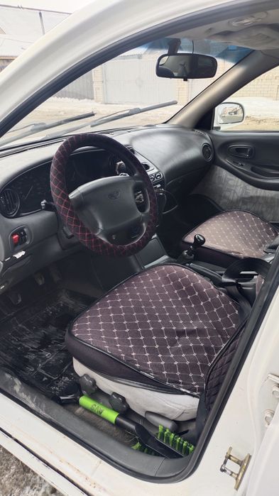 Продам машину DAEWOO LEGANZA.