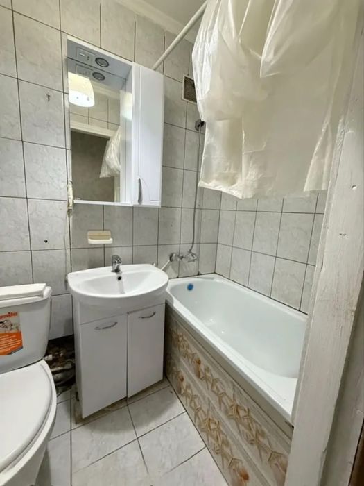 Продаётся 1 комн район Школьник