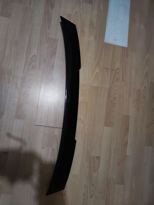 Eleron / lip codita luneta dedicat Skoda Octavia 4, model M4 Style RS Look