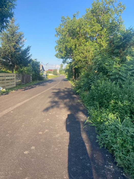 Vând Teren 1500 m² (Sau 2 loturi a 750 m² fiecare) (Preț negociabil)