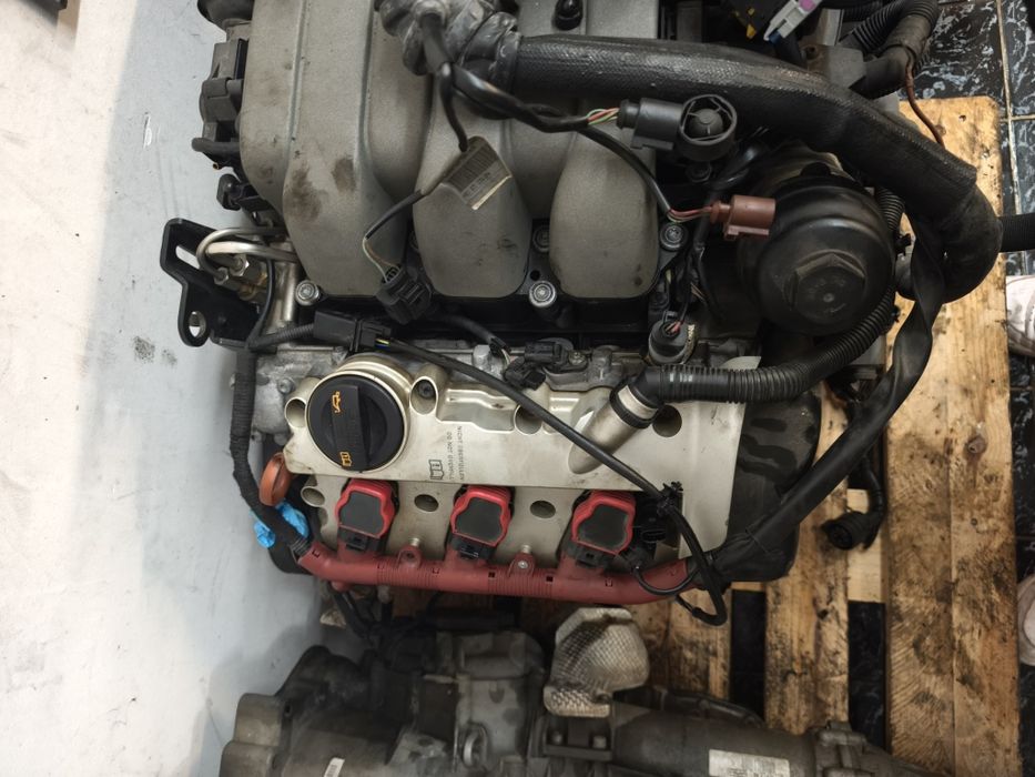 Двигател Audi A4 B7 / A6 C6 3.2 FSI AUK V6 256к.с. + 14 дни гаранция
