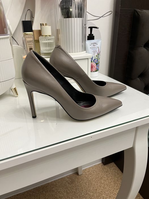 Туфли от Perfect Pairs