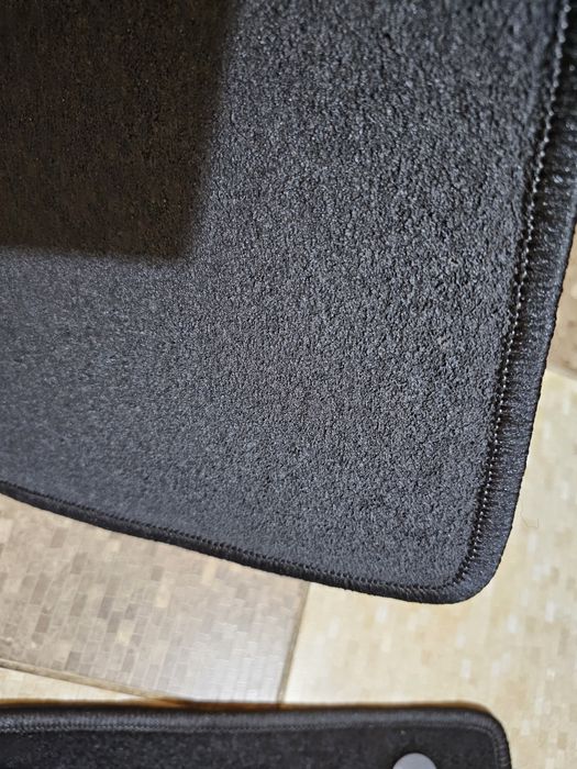 Covorase din mocheta dedicate Jeep Compass 2016-2025