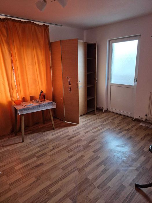 inchiriez apartament 2 camere in botosani