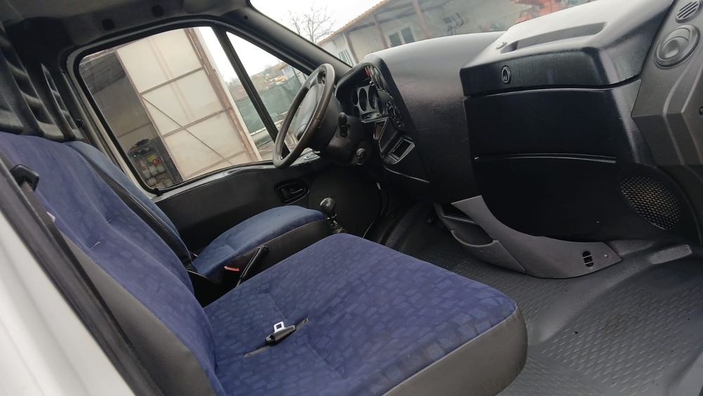 Vând  iveco dayli basculabil