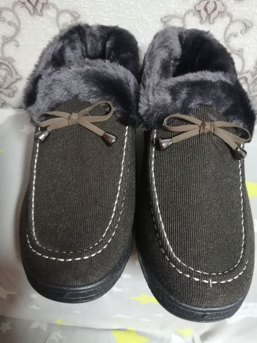 Продам женские ботинки-тапочки