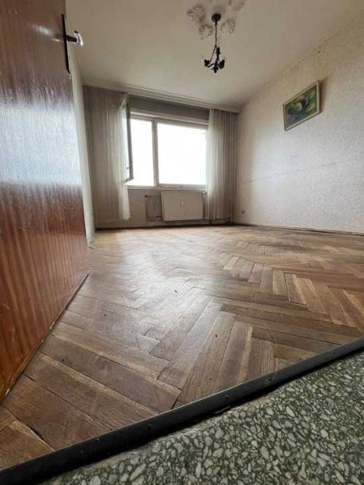 Тристаен апартамент в Мусагеница