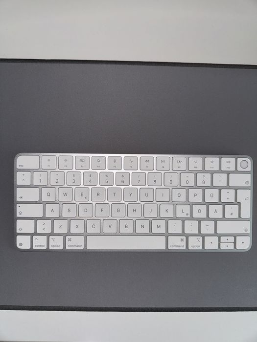 Vand tastatură Magic Keyboard Touch ID