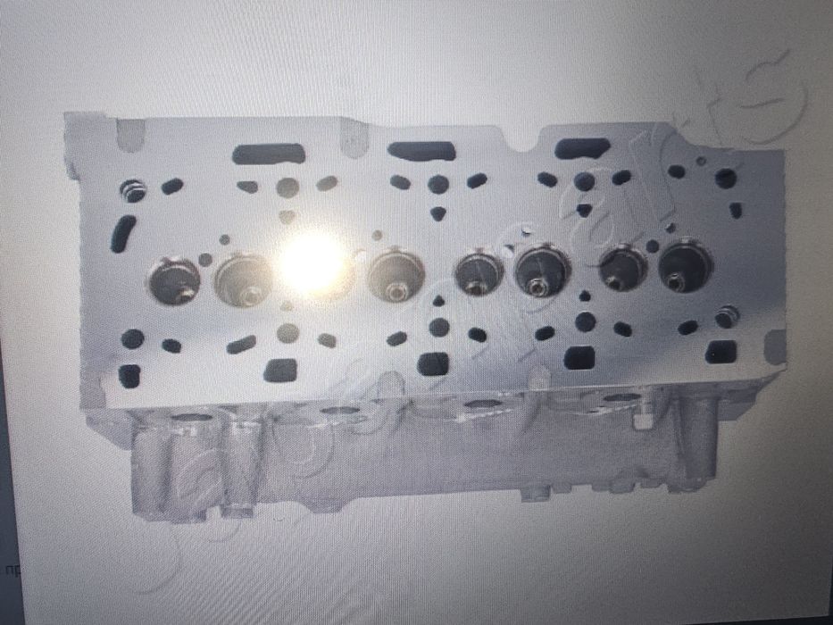цилиндрова глава  Reno 1.5 dci
