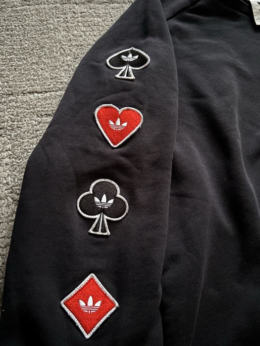 Кофта adidas valentine's day