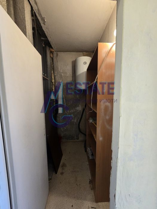 Тристаен апартамент в гр. София, жк. Връбница 2