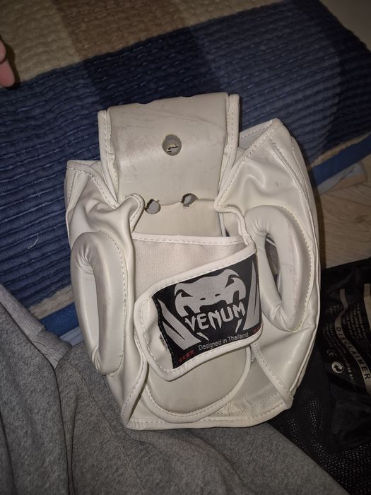 Шлем для единоборств