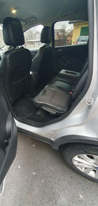 Ford kuga 2.0 diesel ,schimb cu 4x4 benzină