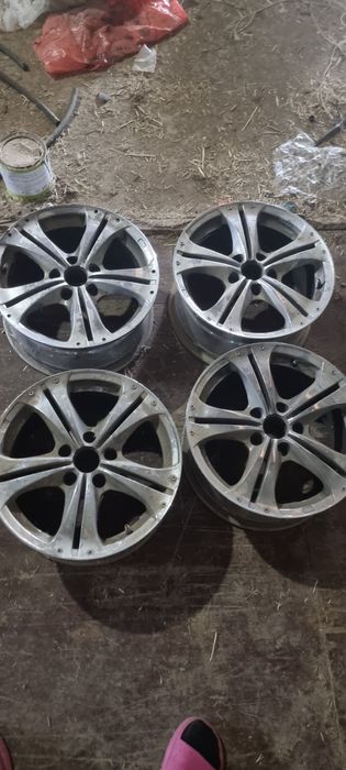 Диски R 16 стояли на камри 45ке