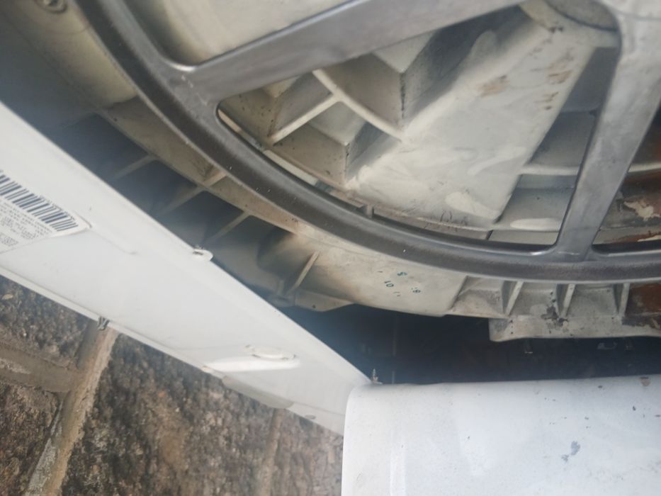 Стиралка Indesit