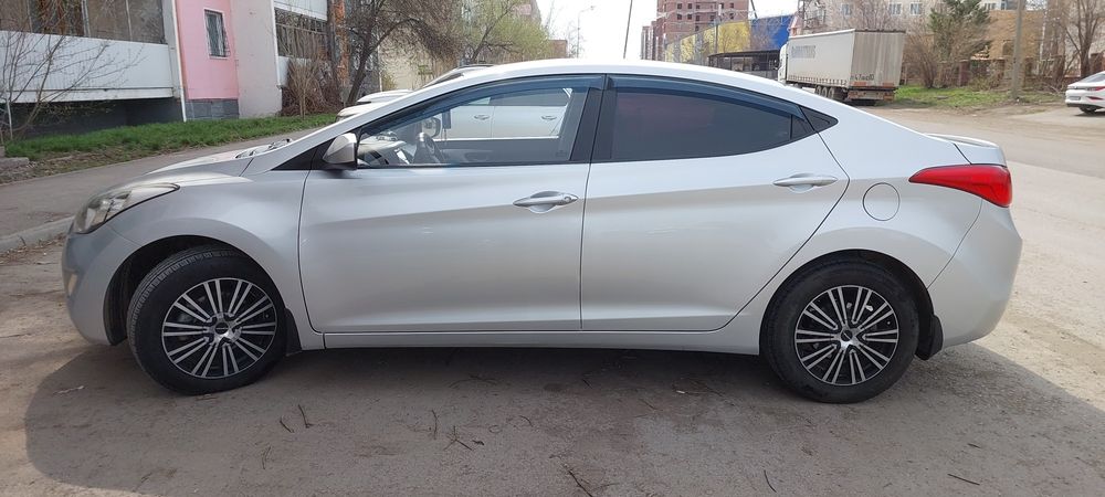 Продам Hyundai Elantra