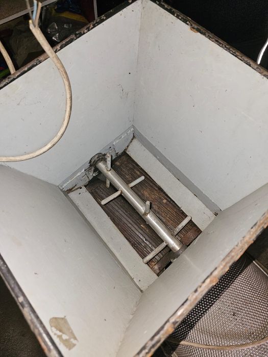 Masina de zdrobit struguri trifazica